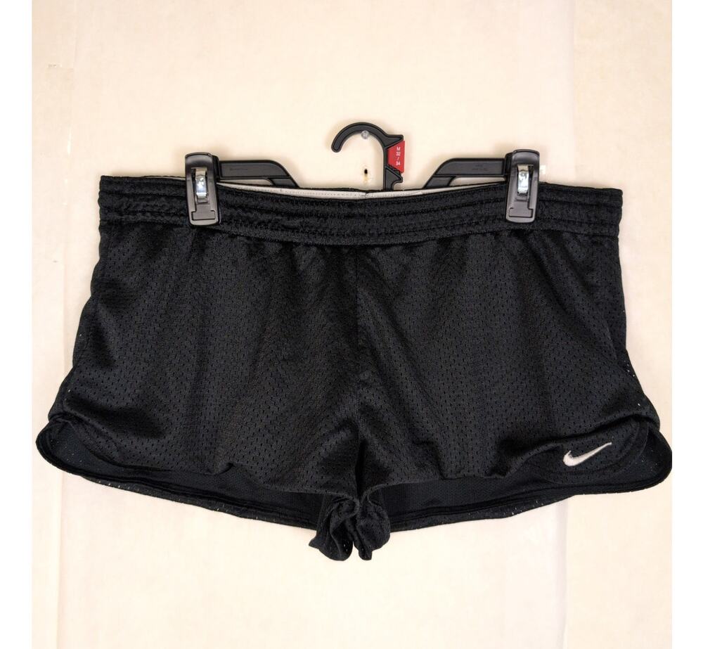 Nike black perforated short shorts Size Large Retro Basketball Streetwear
